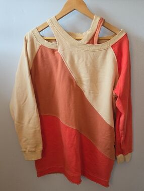 Fate Two-Tone Sweatshirt in Cream & Rust